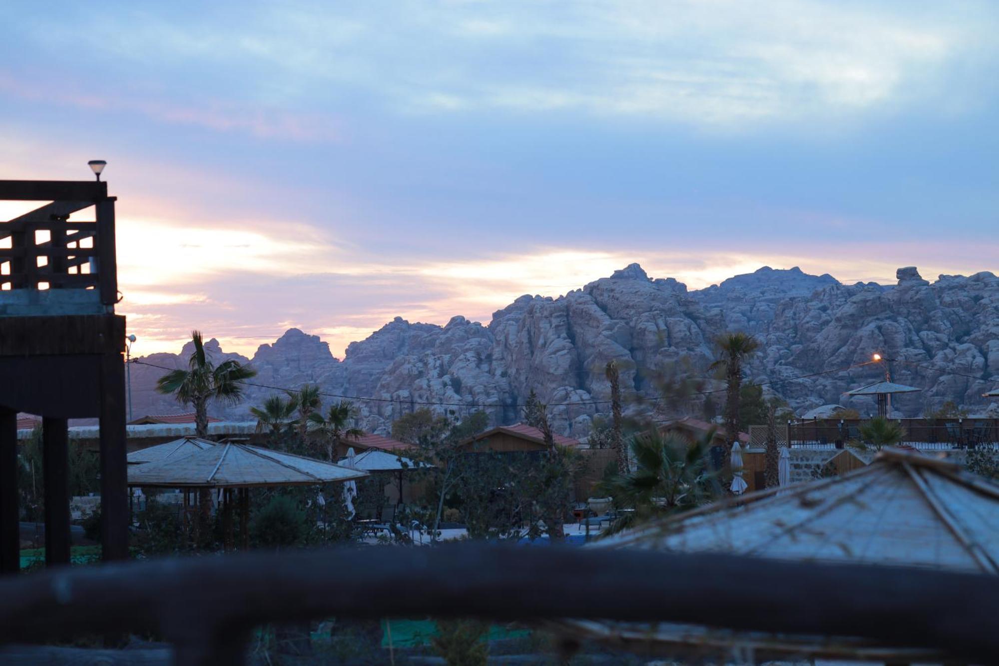 Petra Seasons Luxury Resort Al Hayy Exterior photo